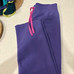 Figs XSP Livingston in amethyst